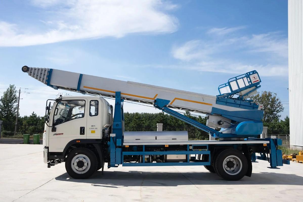 重兴镇云梯上料车租赁费用